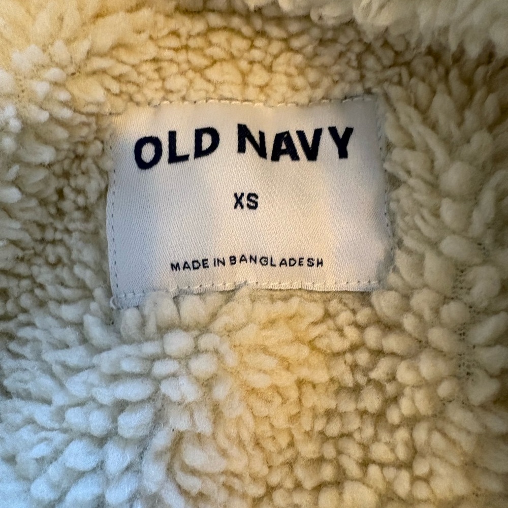 Old Navy Cream Sherpa Jean Jacket - Picture 3 of 7